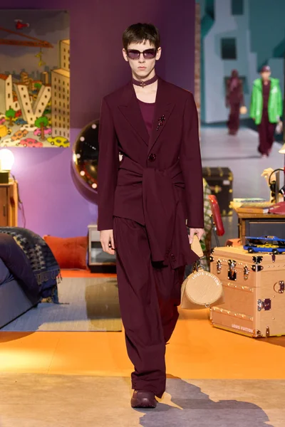 Look 56